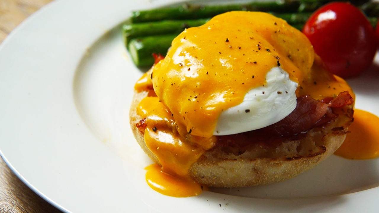 诱人的网红早餐,班尼迪克蛋,在家轻松学会,步骤详细清晰