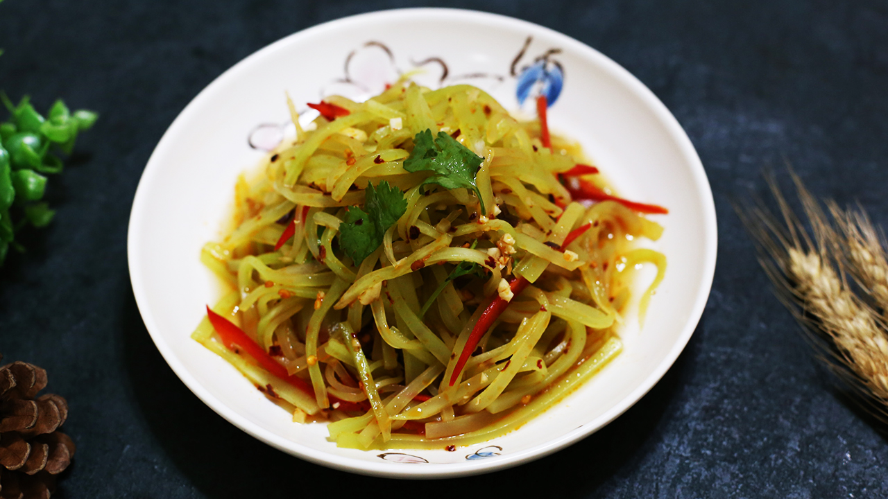 厨师长教你一道凉拌菜,做法简单,味道超级好吃,先收藏了!