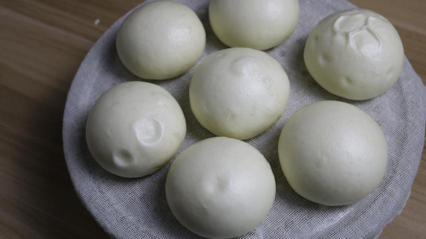 面粉最好吃的做法,和面不用一滴水,做出的山东大馒头又白又松软