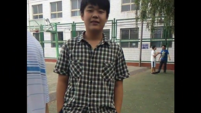 你肯定没见过,为追心仪女孩,男孩甩肉80斤变男神
