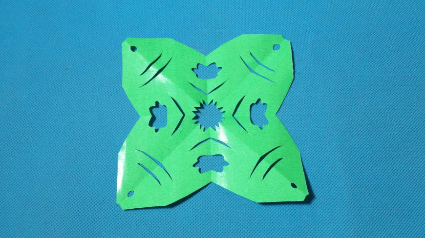 剪纸小课堂:鱼纹样团花四只小鱼,儿童喜欢的手工DIY