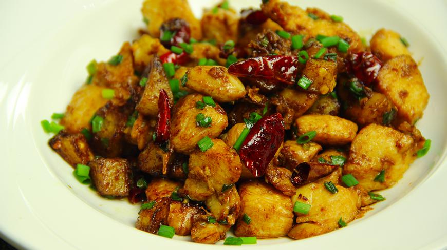 1小块鸡肉,1个土豆,教你做独家秘制的美食,一上桌就被抢光