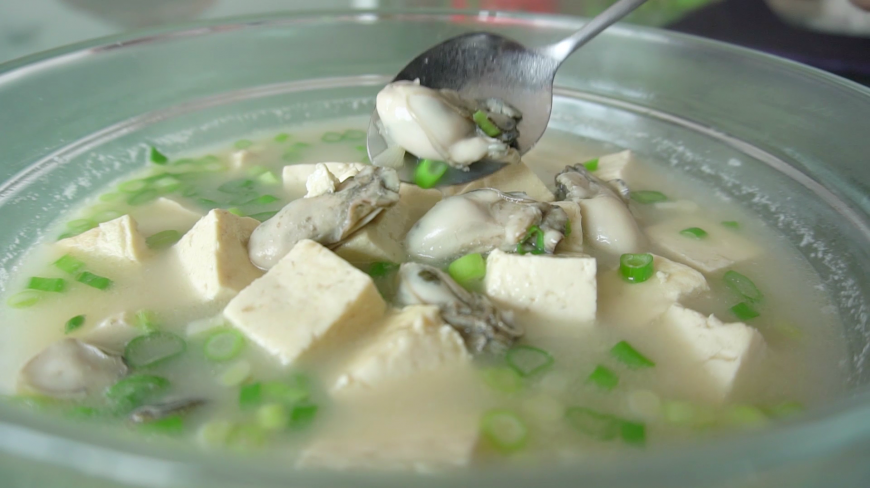 喝了我做的海蛎子豆腐汤家里人都不吃饭了,每次都要做一大锅