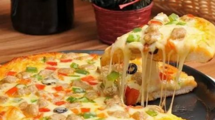 披萨盒居然还可以这样用?经常吃的朋友要学习一下了,被人说老土