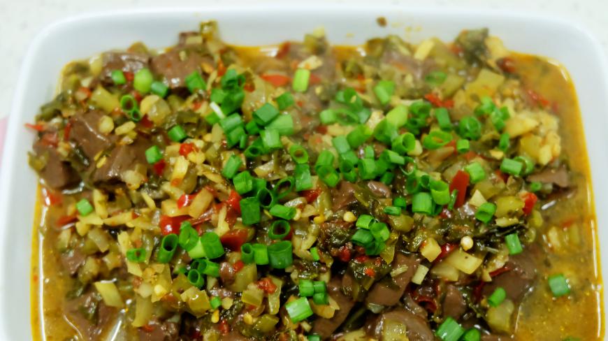 下饭菜:教你做酸菜烧血旺的家常做法,好吃还特下饭!
