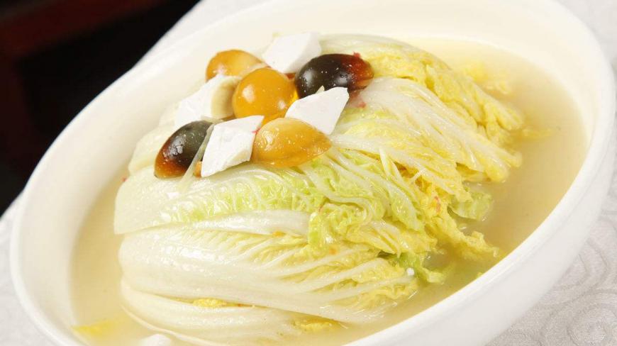 大厨教你“上汤白菜”正宗做法,普通白菜做出这味道,收藏慢慢看