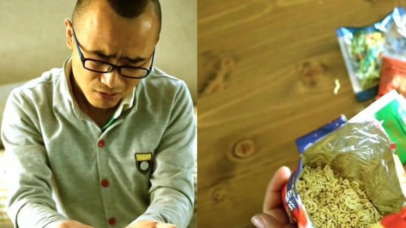 80后90后的你们,小时候是这样吃方便面的吗?