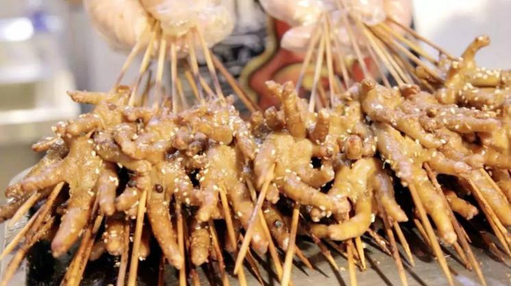 网红小吃烤鸡爪做法