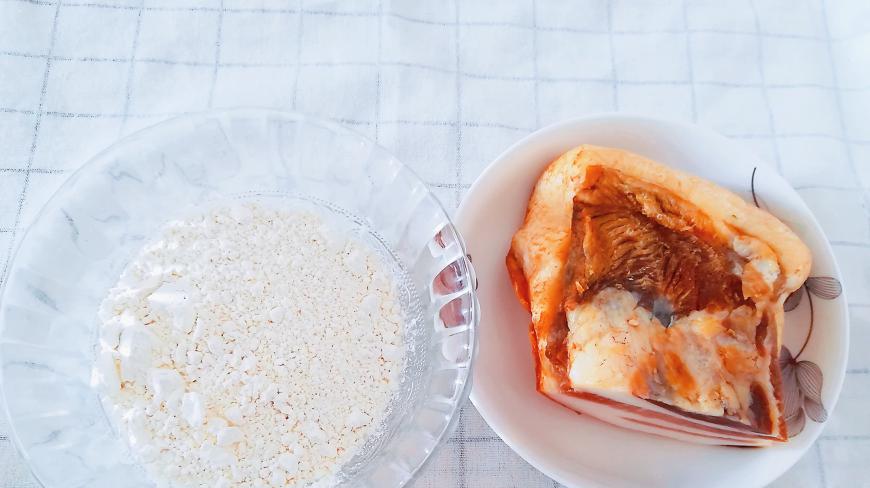 腊肉不炒不煮,只需裹上它,又脆又香