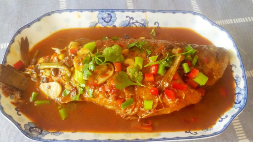 鲈鱼这么做,真的很好吃,我先收藏了!