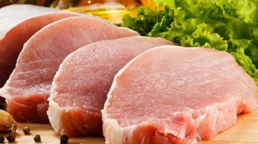 卖肉的商贩都用这3个方法选肉,尤其是第2个,几乎没人用