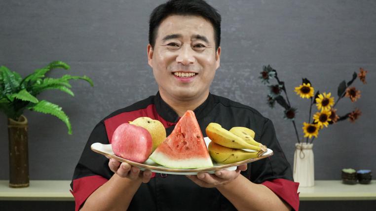 大厨1分钟教你做水果沙拉,好吃美味、远离油烟更健康,老少皆宜