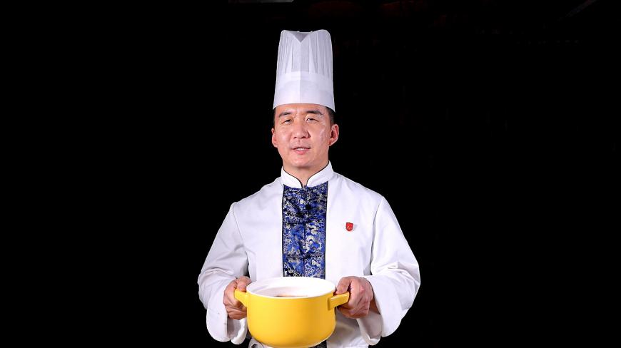 楚菜厨师长教你做木瓜银耳炖桃胶,滋补甜汤,简单美味,营养甜品