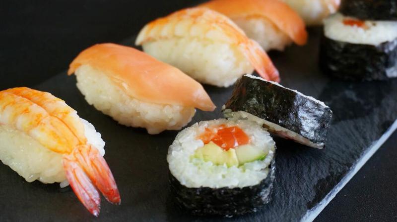 寿司的2种家常做法,味道正宗!客人来了上一盘,面子赚足了