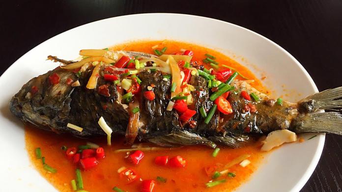 红烧鱼最正宗的做法,煎鱼不破皮,调料讲究,看过没有不留言的