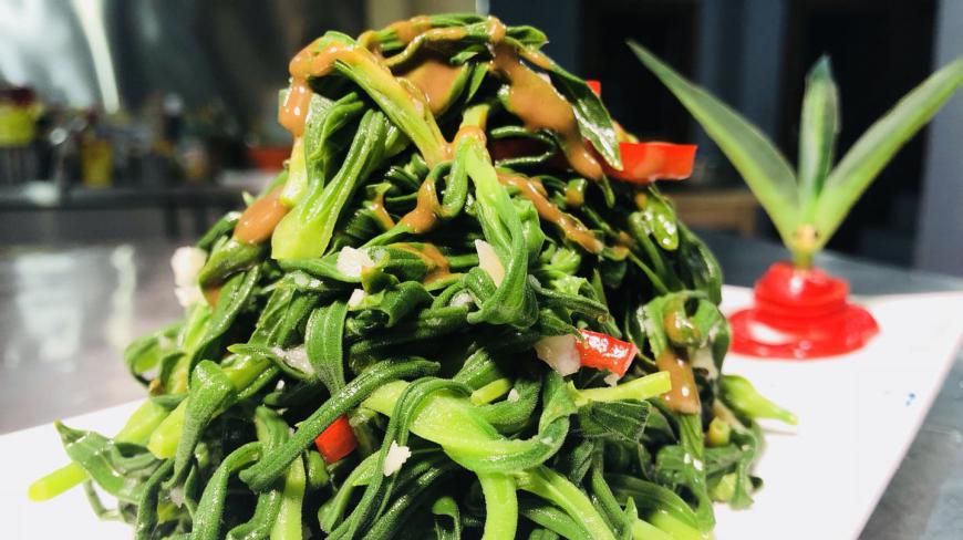 蒜泥面条菜,吃了润肺止咳,到了城里卖好几块一斤