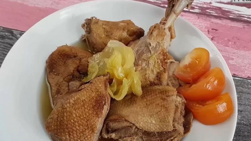 夜宵吃个红烧鸭,一鸭二吃,鸭子好吃鸭汤养胃!