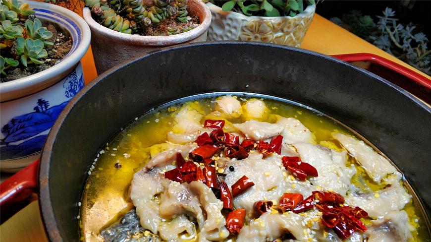 家常酸菜鱼,掌握加入柠檬时间,鱼肉鲜嫩,酸爽开胃,越吃越过瘾