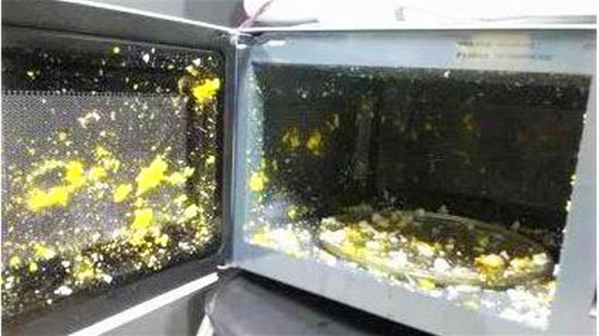 用微波炉时,哪些东西打死也不能放进去?看完赶紧转告家里人