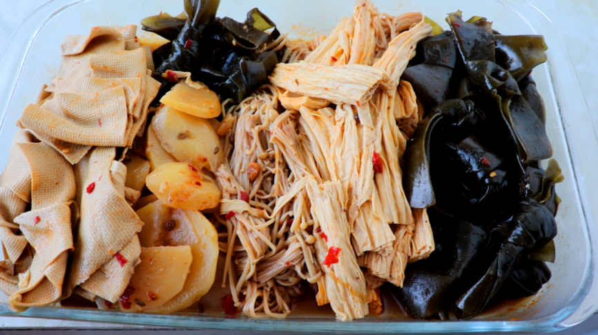 想吃卤菜别排队买了，秘制配料和做法告诉你，在家就能做，超简单