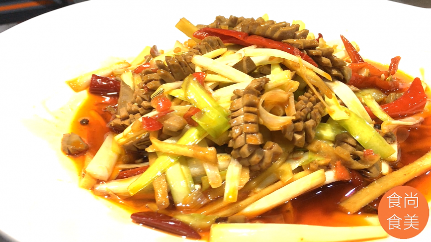 厨师长教你做“韭黄炒腰花”,功夫小炒,10秒出锅,讲解通俗易懂