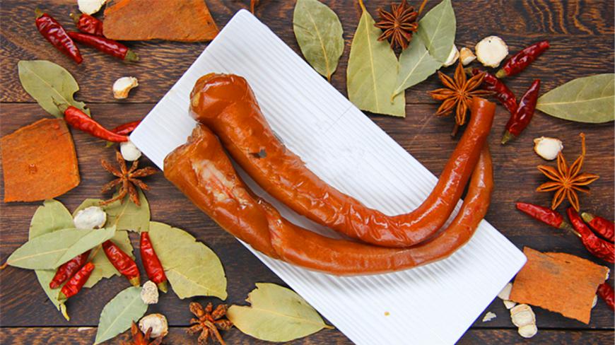 为何乡村的人都很爱吃猪尾巴,到底有什么营养价值?看后涨知识