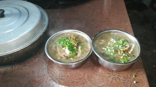 做蘑菇肉片只要加入这种东西,你也可以做出大厨的味道