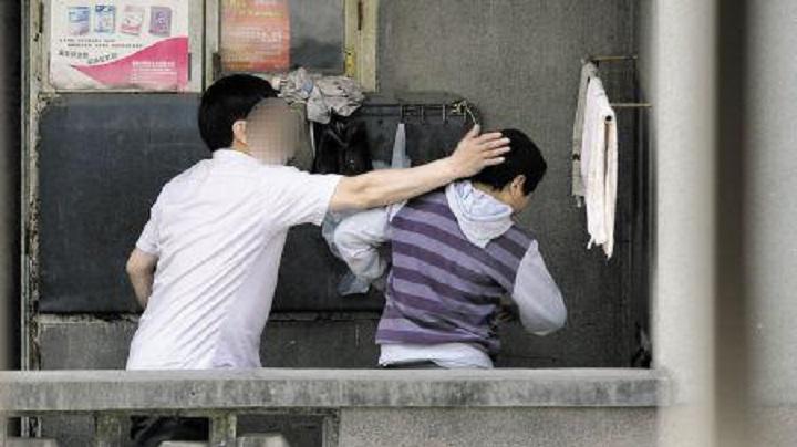 7岁孩子这样做,早餐店老板恼怒,家长值得深思