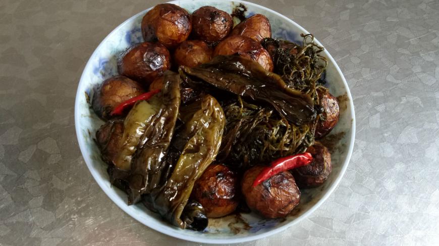 东北大妈教你做酱土豆,香烂入味,开胃下饭,简单又好学