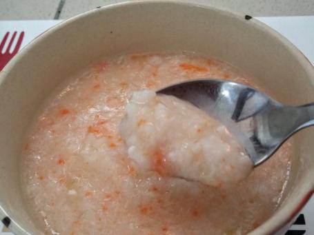 这道“金牌荤素粥”,超过半岁的宝宝常吃,脑子聪明,眼睛明亮