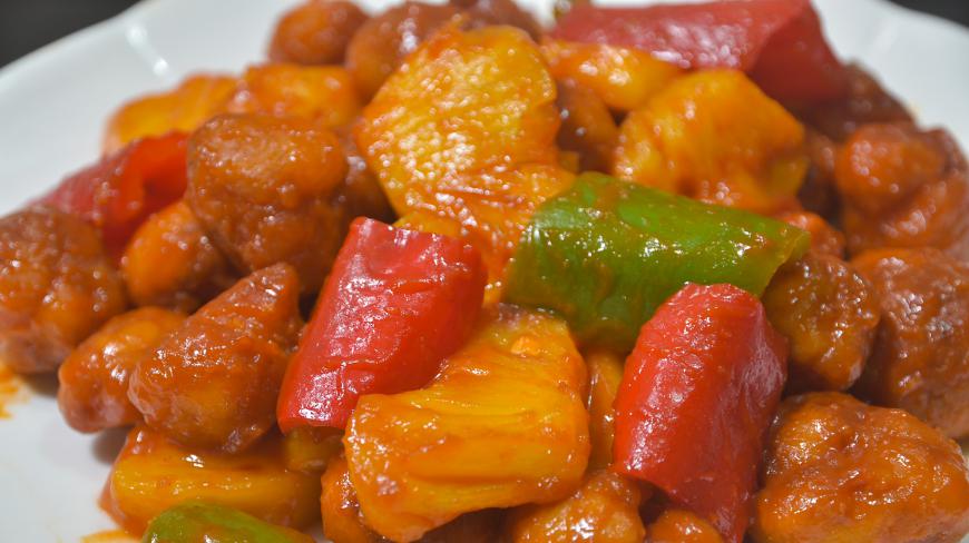 这才是菠萝咕噜肉正宗粤菜做法,讲解详细清晰,看你有做错了没?