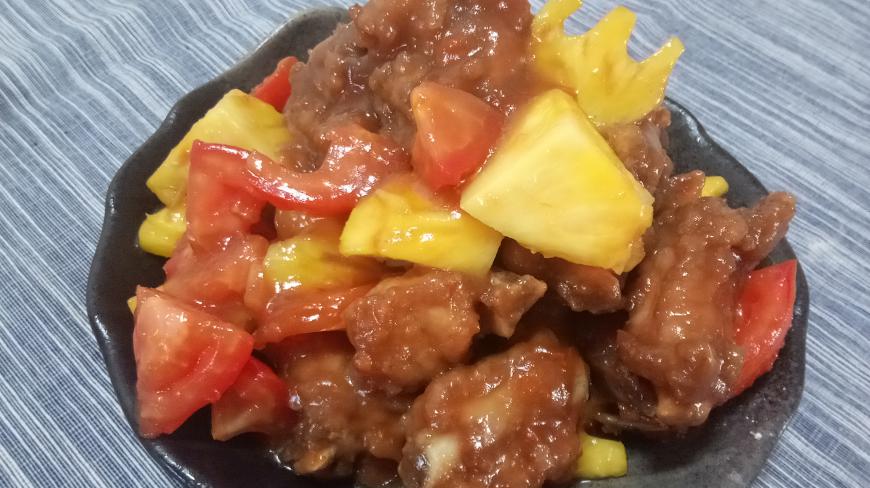 教您这样做糖醋排骨,外酥里嫩酸甜适中,做法简单明了!