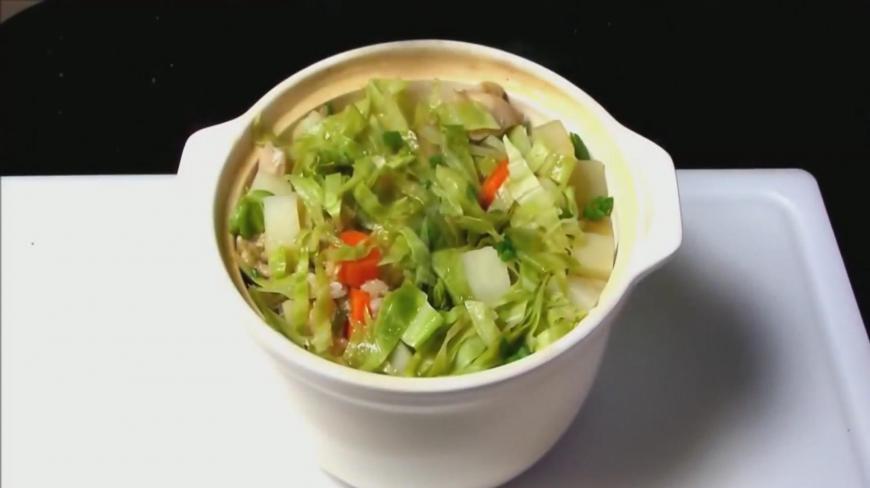 在家也能做出美味煲仔饭,吃一口回味无穷,2分钟教会你