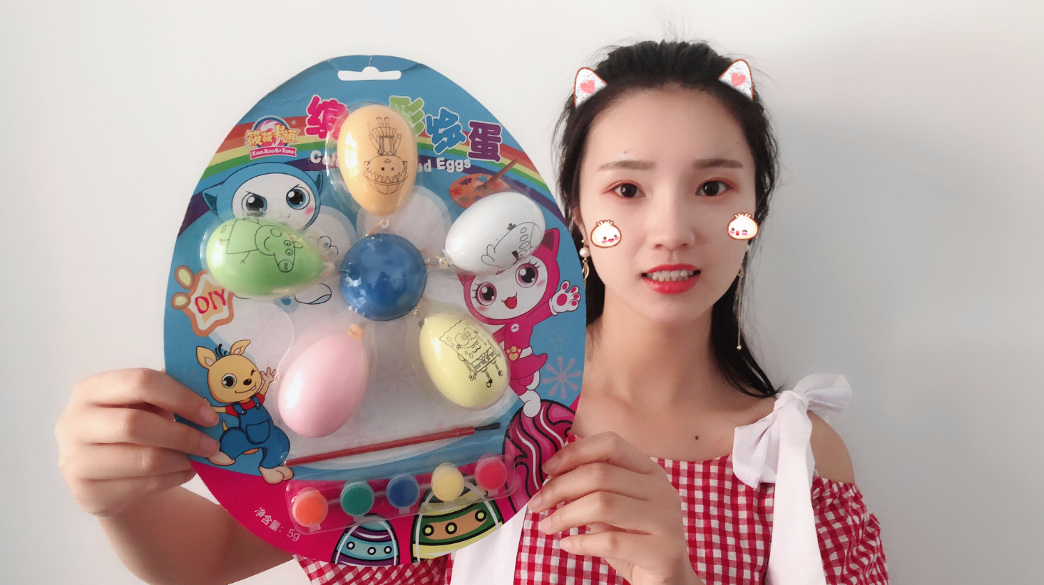 试吃能涂鸦还能吃的“缤纷彩绘蛋”,画完就懵了,还有这种操作?
