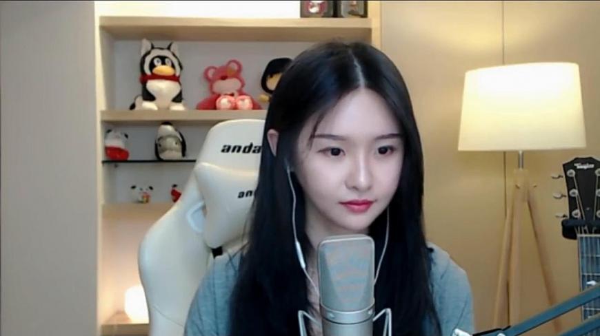 阿冷唱《咱们结婚吧》,人美唱歌也好听,超级喜欢这首歌