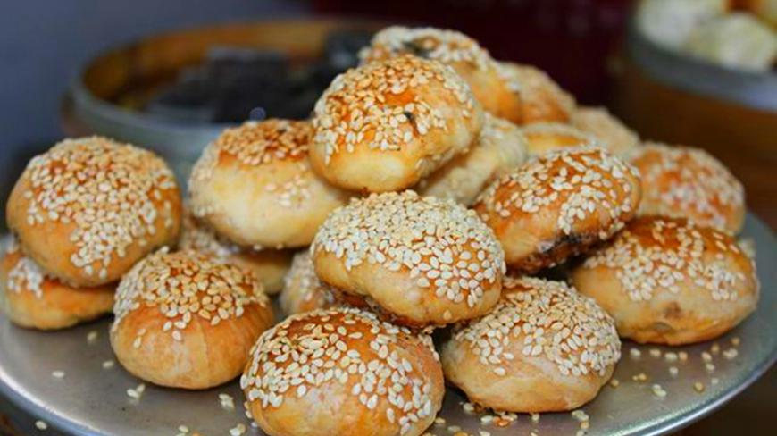 教你做黄桥烧饼,色泽金黄,外观美观,香酥可口,不油不腻