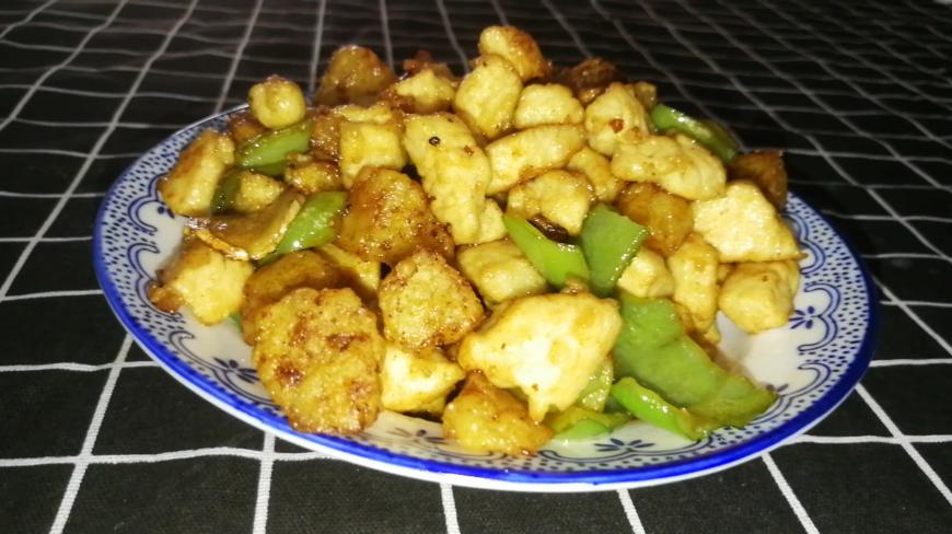 鸡丁土豆怎么做好吃?老胖教您最好吃做法,街上没有卖的哦