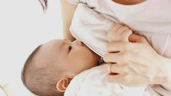 [图]母乳也可以网购?心大的妈妈也不怕孩子得这种病,后悔都来不及!