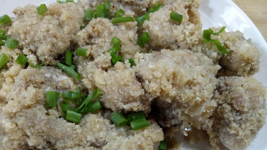 教你“粉蒸排骨”简单好吃做法,实在太香了,非常美味的家常菜