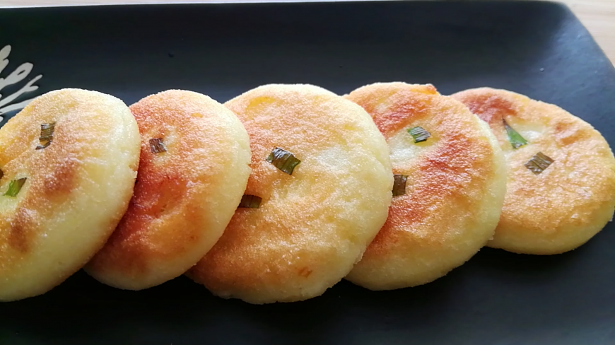 和韩国朋友学的韩式土豆饼,香甜酥脆,做法简单非常好吃