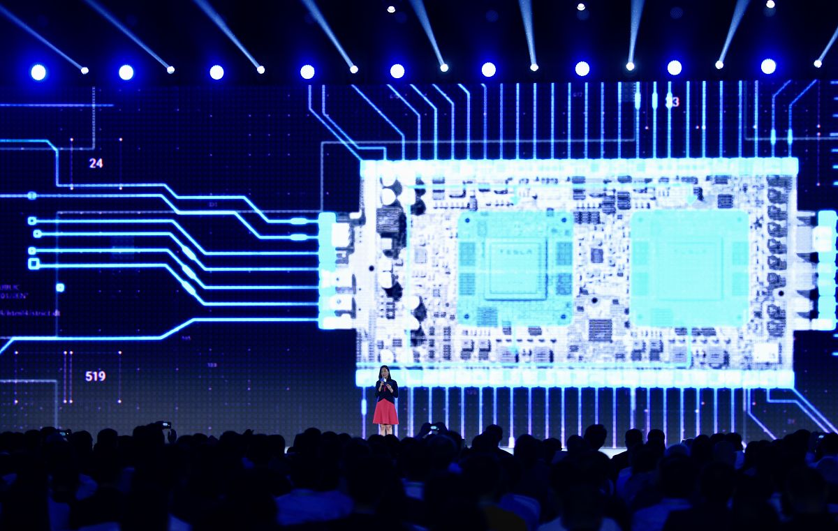 杭电青年担当：传承创新精神，助力中国芯片崛起