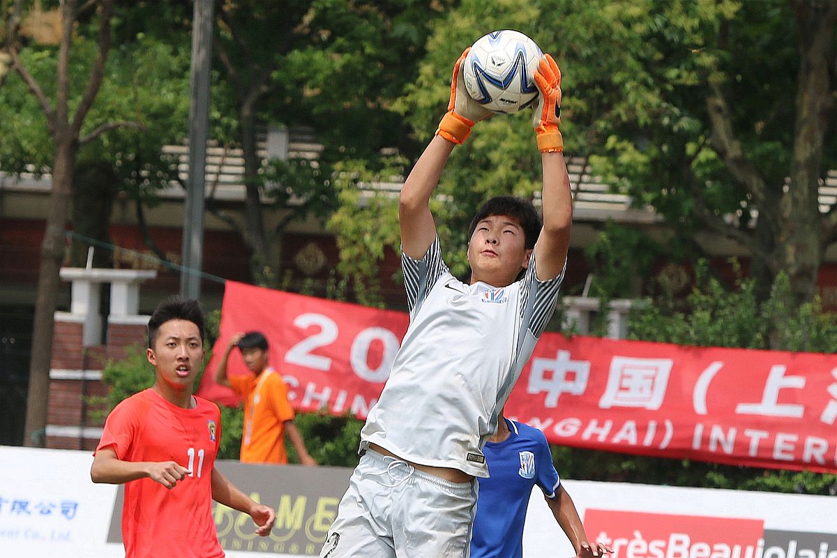 热血沸腾！学校运动会精彩播报，为青春喝彩！