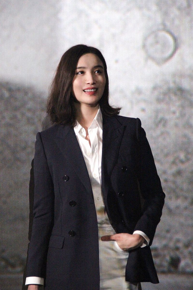 2019年11月17日,北京,明星出席电影《你是凶手》首映礼.宋佳
