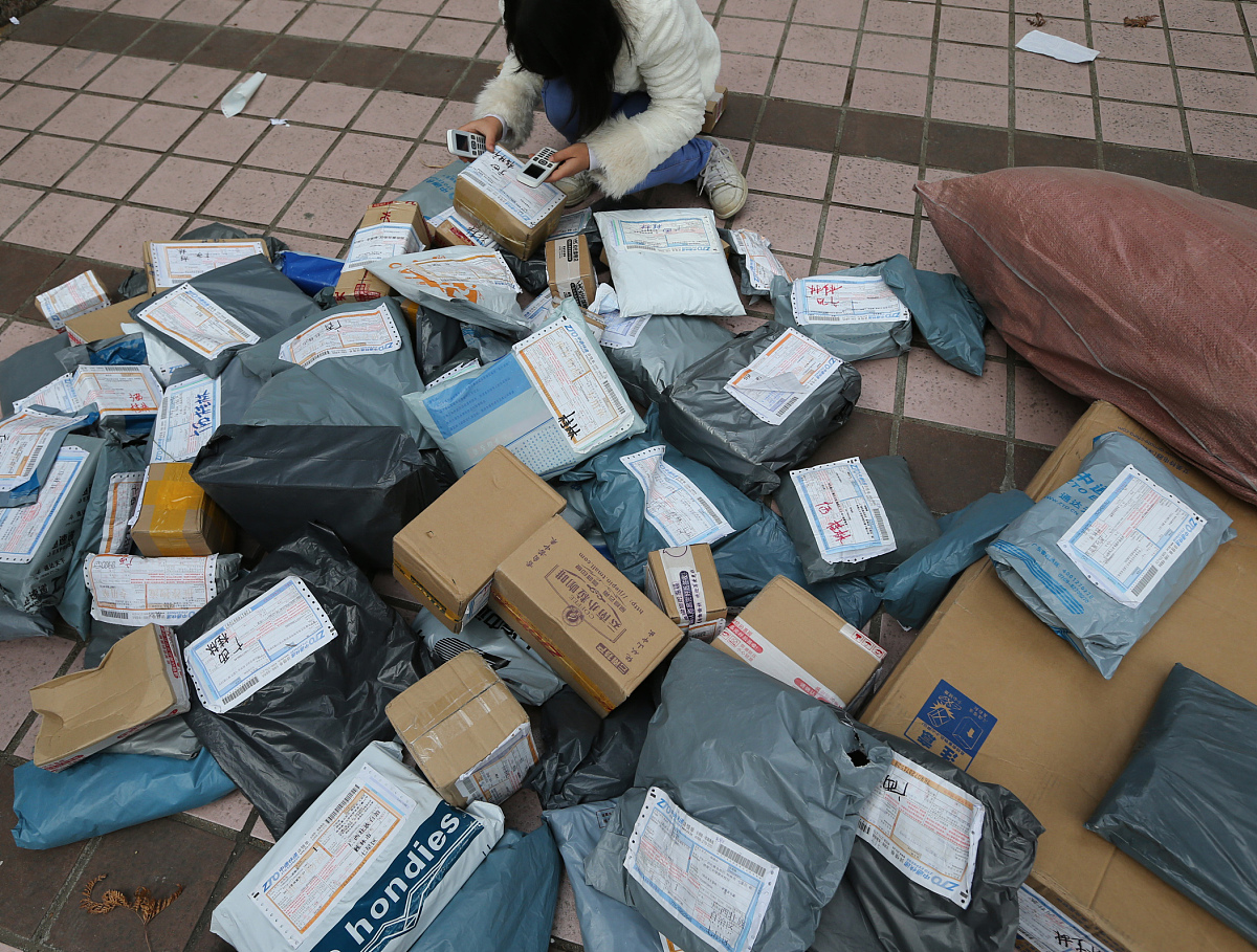 高校快递服务质量评价研究：基于 SERVQUAL 和 LSQ 模型的分析