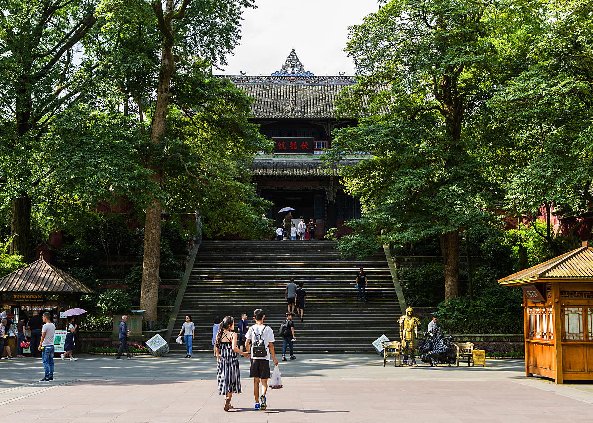 关于四川都江堰房建施工总承包二级资质新办及转让多少钱字数