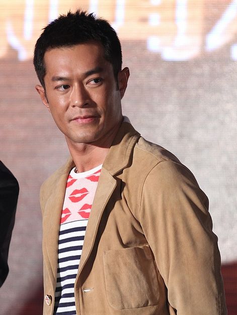 捡到华为手机有密码锁和人脸识别怎么关机