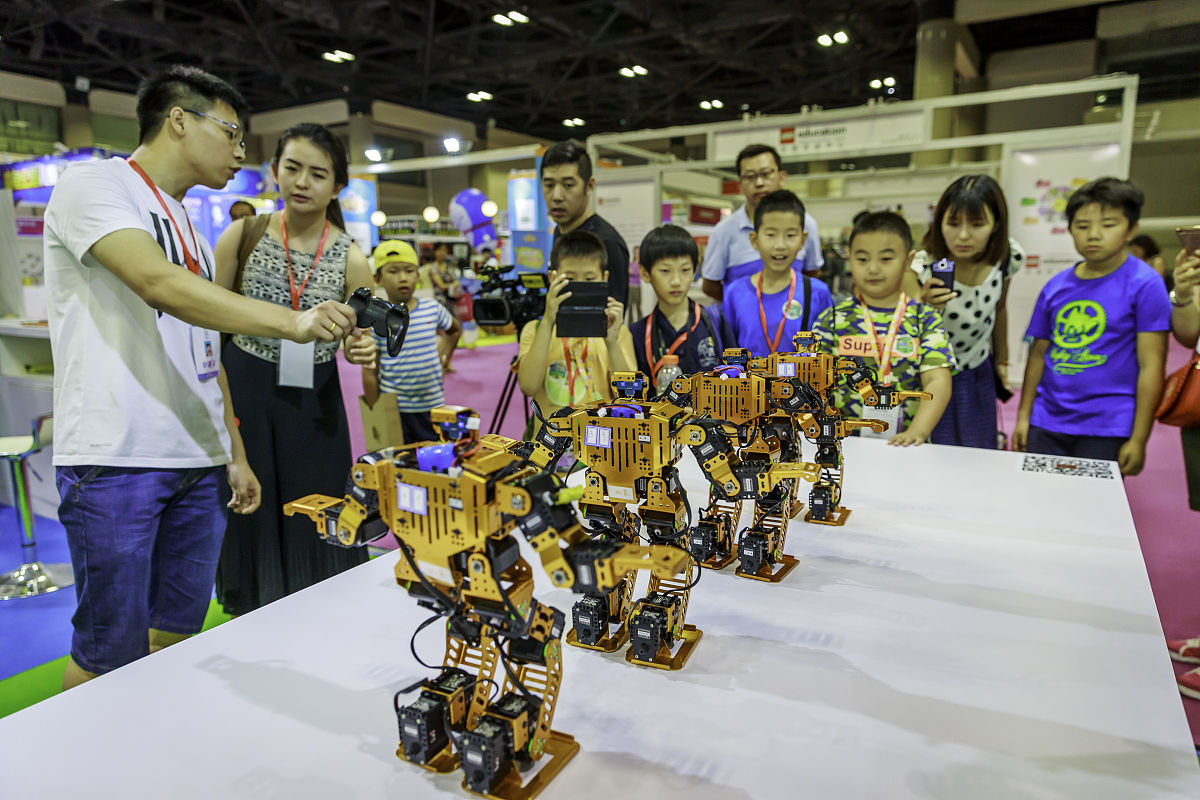 STEM Fair: 吸引青少年参与的十大关键要素