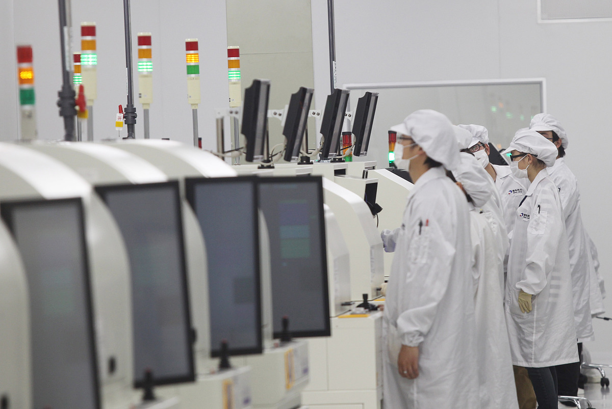 如何调整屏幕亮度？简单易懂的步骤指南