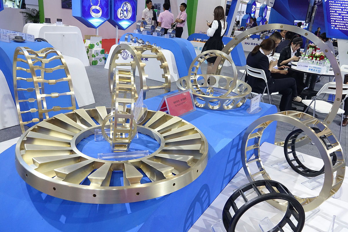 深沟球轴承轴向力计算方法及影响因素