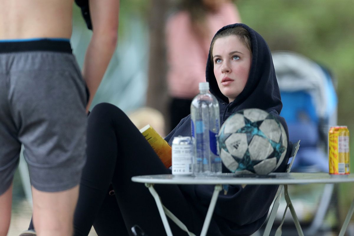 土拨鼠之日：丽塔如何改变菲尔的人生